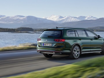 Odświeżony VW Passat z polskimi cenami